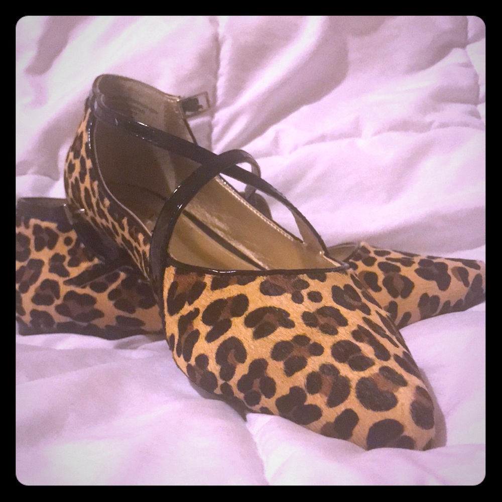 Alfani leopard flats
